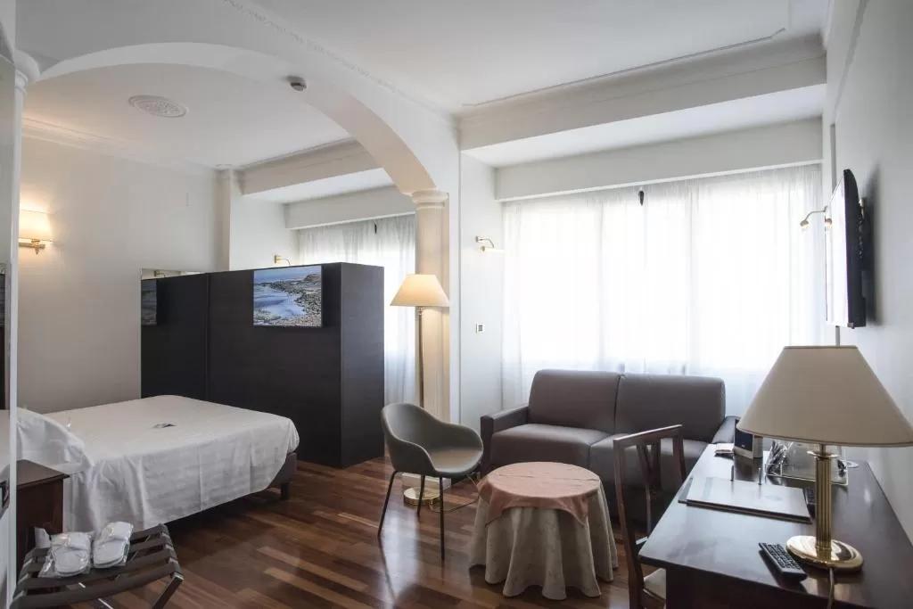 Hotel Plaza Pescara Esterno foto