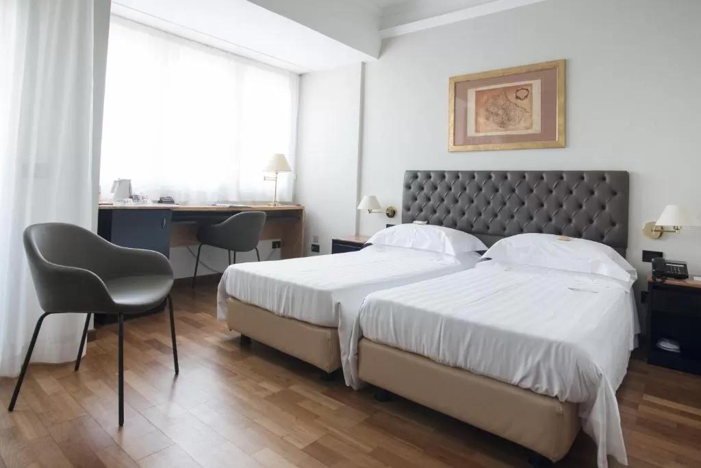 Hotel Plaza Pescara Esterno foto
