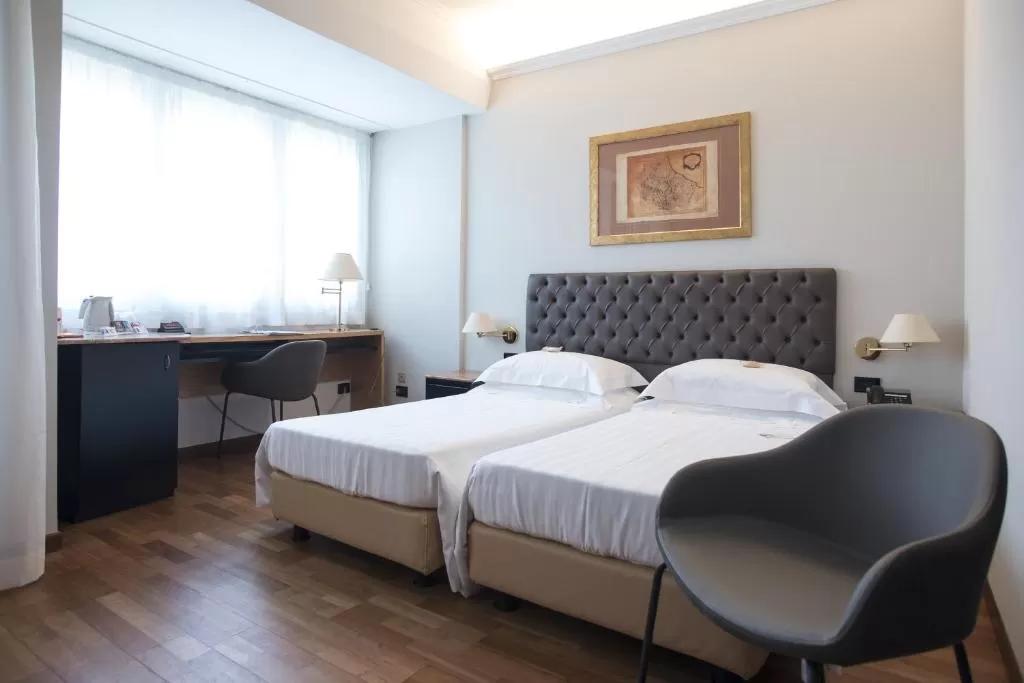 Hotel Plaza Pescara Esterno foto