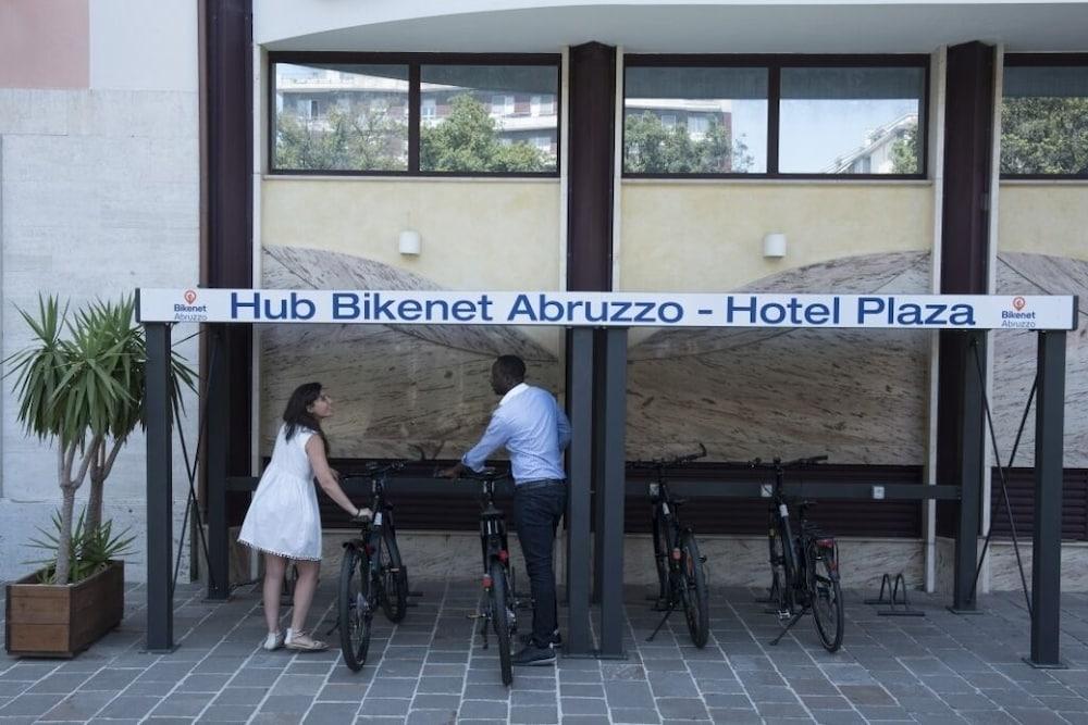 Hotel Plaza Pescara Esterno foto